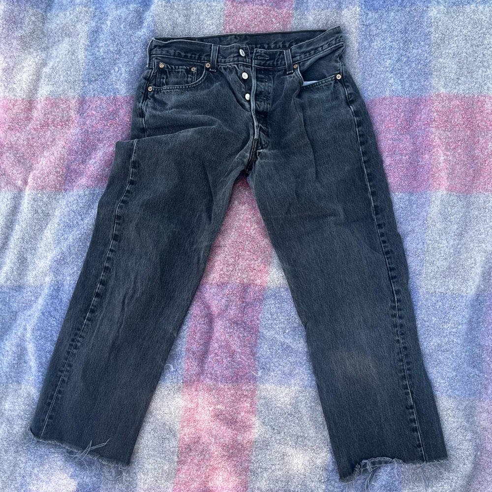 Vintage black cropped Levi’s 501